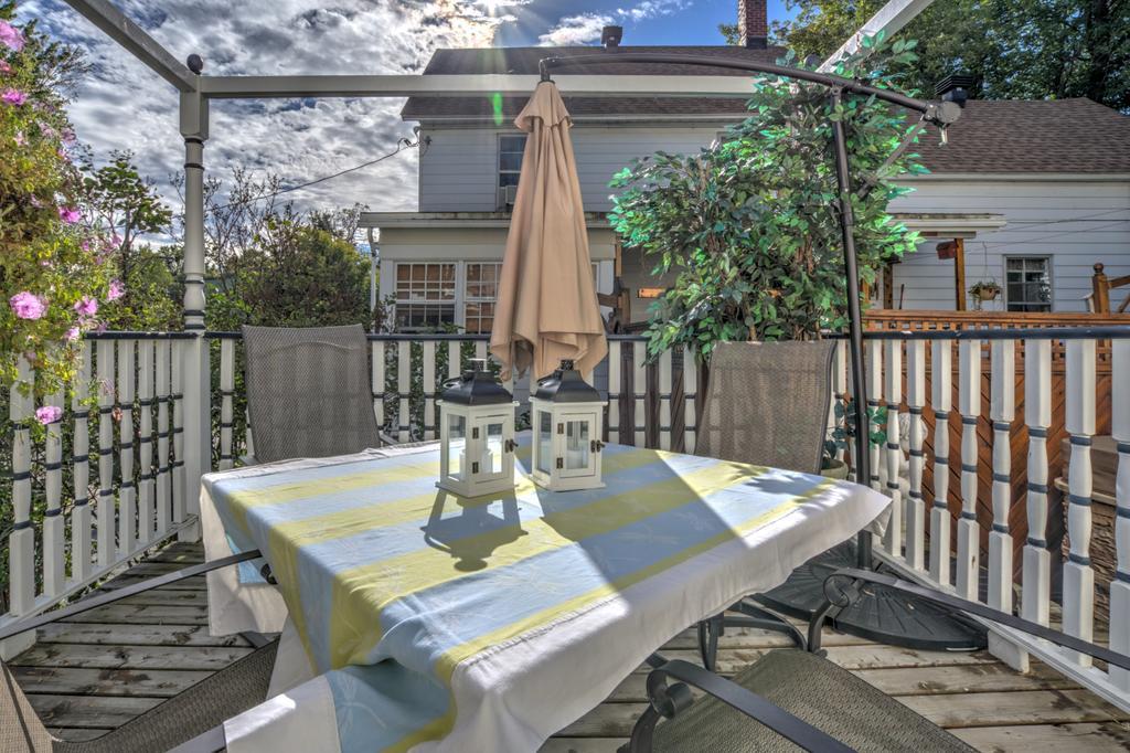Auberge Marquis De Montcalm Sherbrooke Exterior photo