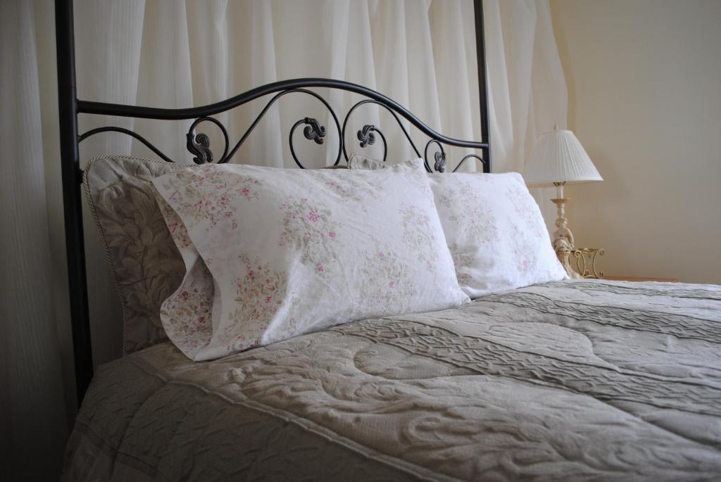 Auberge Marquis De Montcalm Sherbrooke Room photo